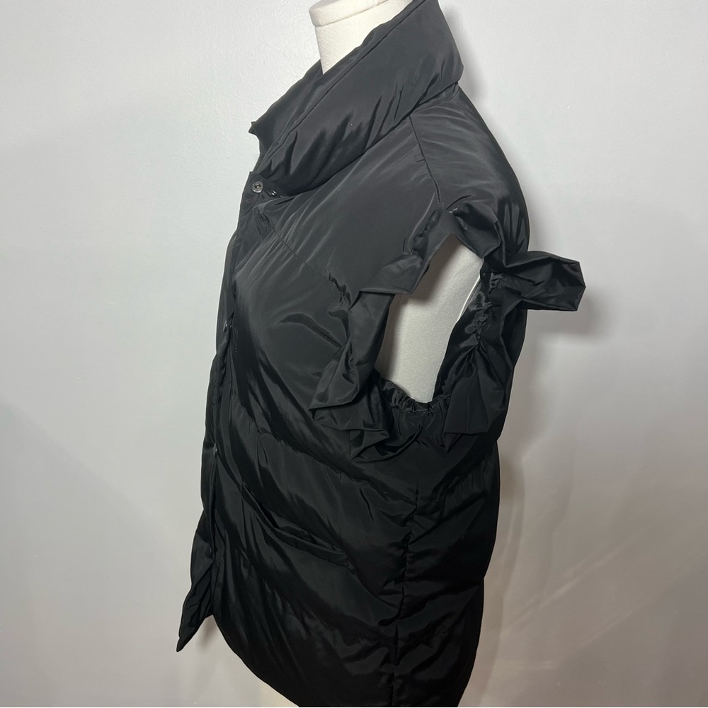 Bucket List Black Ruffled Puffer Vest -- M - Picture 6 of 10
